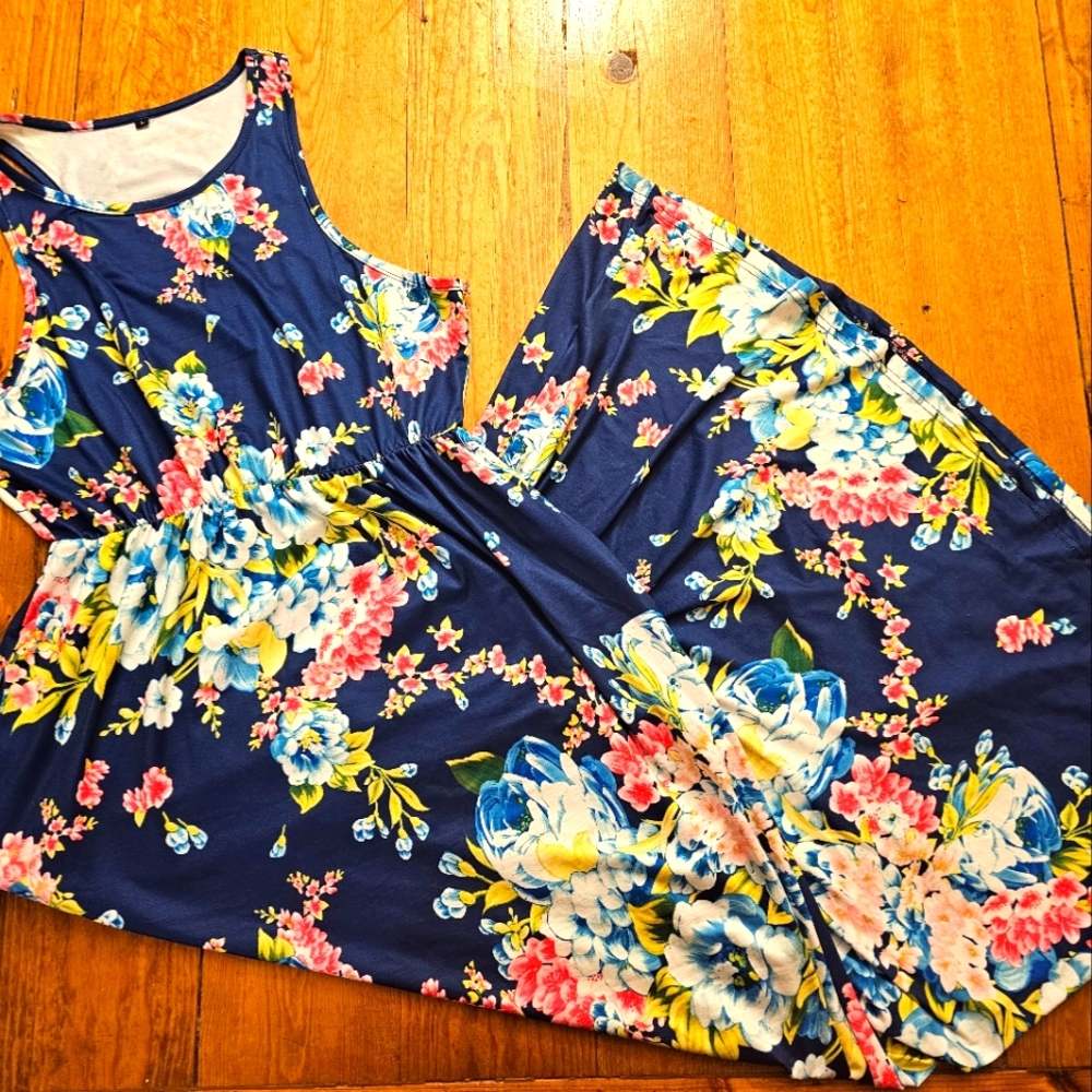 Boutique style floral maxi dress